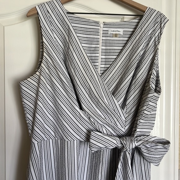 Searsucker dress Calvin Klein - Picture 3 of 3